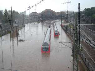 Der überflutete Hauptbahnhof von Dresden.